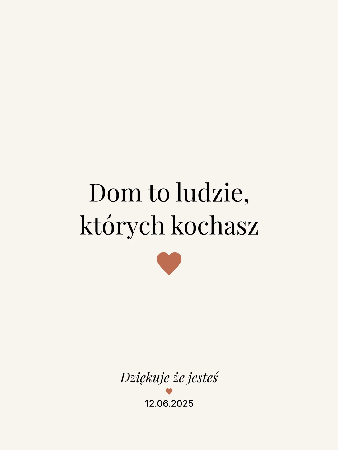 Ramka z przesłaniem i cytatem Dom to ludzie których kochasz — personalizowana ramka LoreFrame 15x20 cm